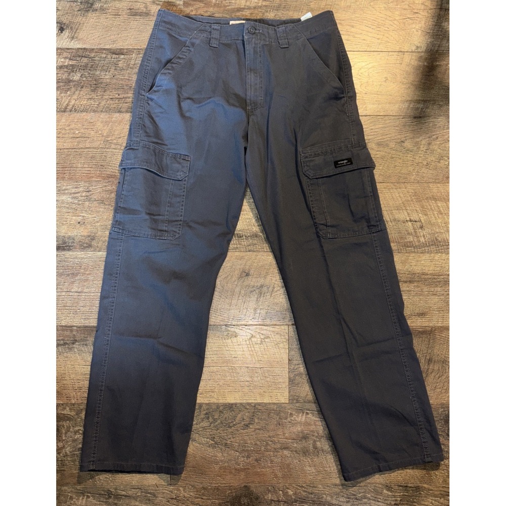 Mens Size 32x30 Wrangler Relaxed Fit Cargo Pants Dark Grey NWT